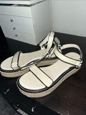 Tory Burch sport Ivory and Black Platform Espadrille Sandals 9.5
